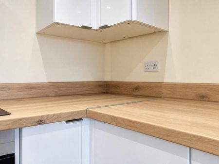 2 Bed Flat, West Point, S1 - Photo 5