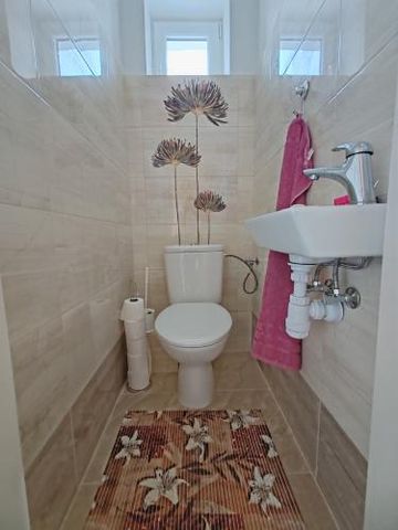 "Baťov" 4 izbový poldom na prenájom v CENTRE mesta - Photo 5