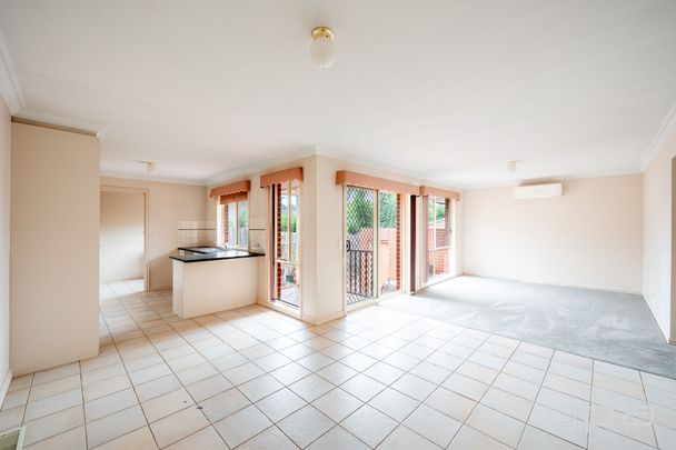 Perfect Location! - Photo 1