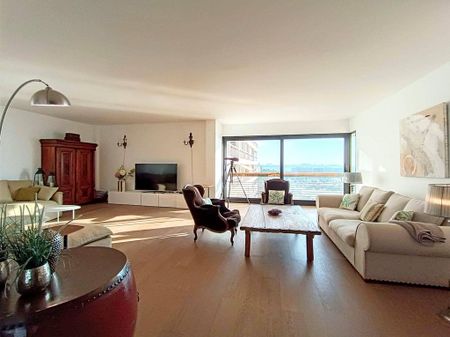 5 room luxury Flat for rent in Alicante, Spain - Photo 3