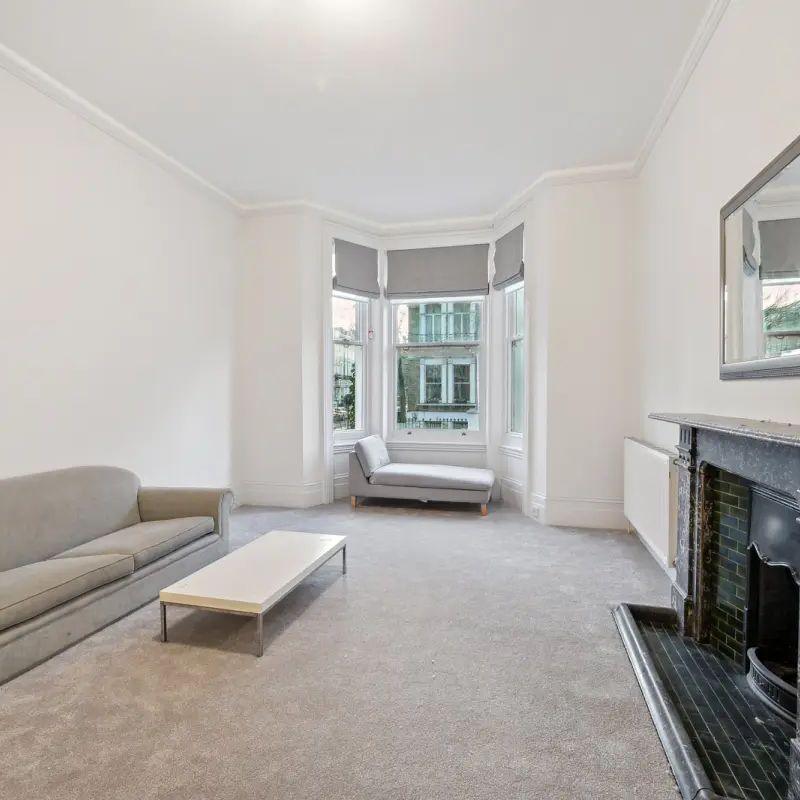 1 bedroom flat in Chelsea - Photo 1