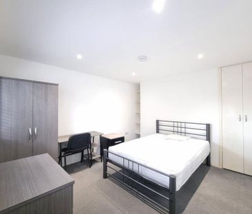 1 bedroom property to rent - Photo 6