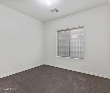 The Size Will Surprise - Photo 3