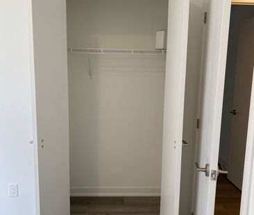 For Lease - 6 Steckley House Lane Unit# 313, Richmond Hill, Ontario - Photo 1