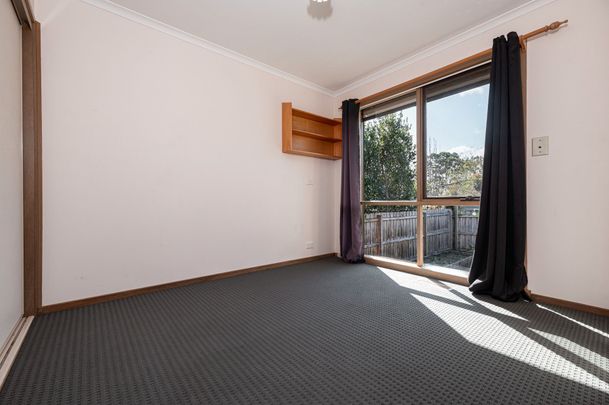 31 Mock Street, FOREST HILL - Photo 1