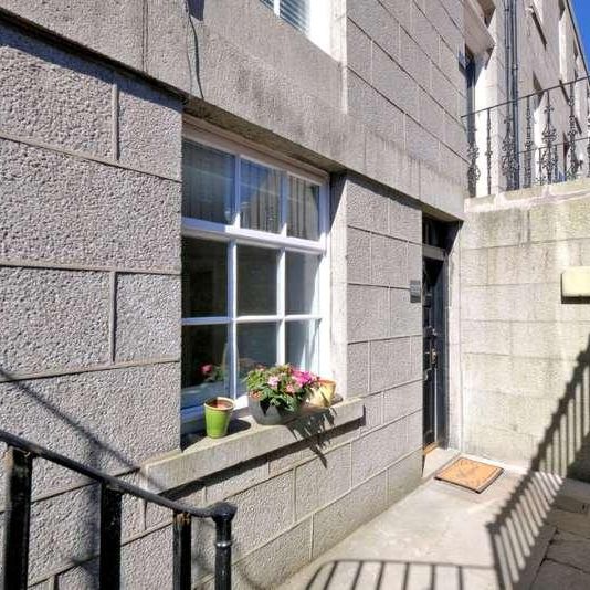 Crown Street, City Centre, Aberdeen, AB11 - Photo 1