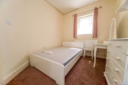 Albert Road, North Woolwich,E16, Property for rent - Photo 5