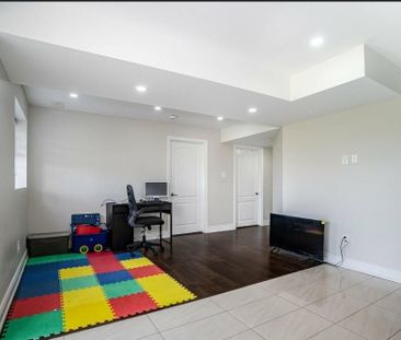 For Lease - 62 Tysonville Circle, Brampton, Ontario - Photo 5