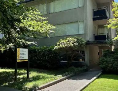 Villa Paloma | 1346 West 13th Avenue, Vancouver - Photo 1