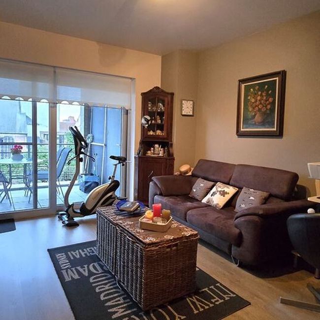 Appartement te huur in Buggenhout voor € 950 met 2 slaapkamers - Photo 1