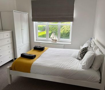 6 bedroom detached house to rent - Photo 5