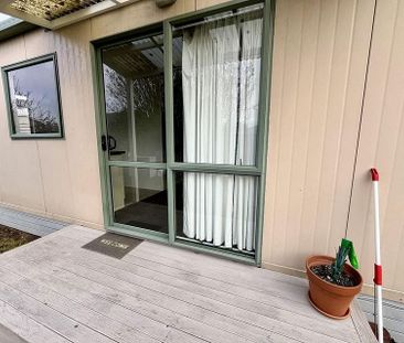 Cozy 3BR Unit in Upper Riccarton - Photo 2