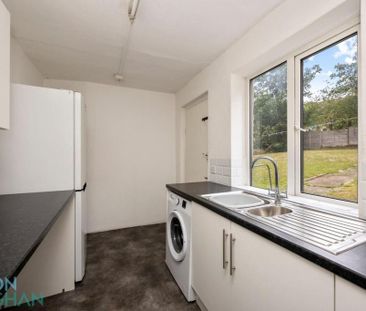 4 bedroom detached house to rent - Photo 6