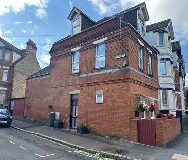 Bournemouth Road, Folkestone - Photo 1