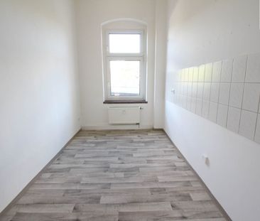 Schicke 4-Raum-Wohnung zentrumsnah in Aue - Foto 2