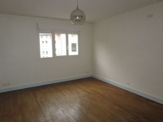 Location Appartement 1 pièce 31m² RENNES 35000 - Photo 1