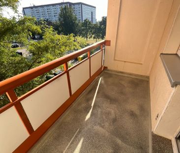 RESERVIERT – Ein echtes Schmuckstück – kleine, sanierte Wohnung mit Balkon - Foto 6