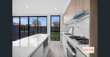 Brand New Luxury Townhouse for Lease!! - Photo 3