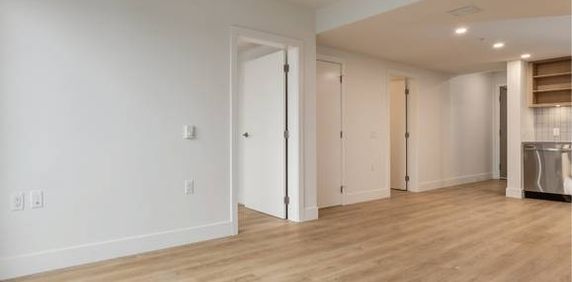 Newly Constructed Premium One Bedroom Suites Available at The Hyland - Photo 2