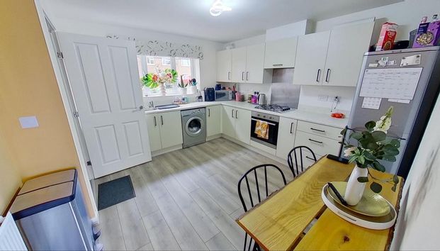 3 bedroom house to rent - Photo 1