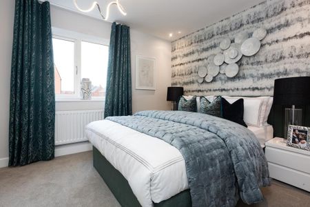 2 bedroom semi-detached house to rent - Photo 3