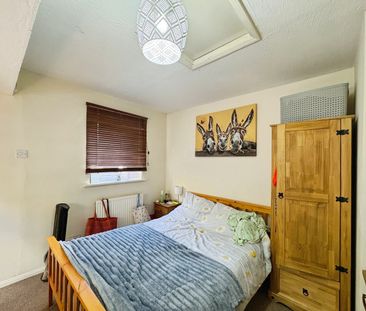 1 bedroom semi-detached to rent Farndon Close, Northampton, NN3 9TJ - Photo 3