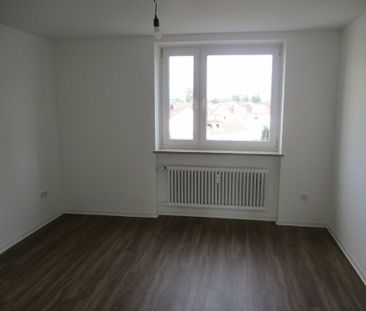 Nette Nachbarn gesucht: Familienfreundliche 3,5 - Zimmer-Wohnung mi... - Photo 4