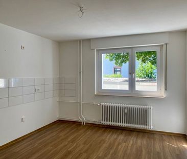 Sanierte 2,5-Zimmer-Wohnung mit Tageslichtbad - Photo 3