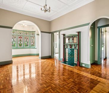 Timeless charm in a prime Burwood Heights setting - Photo 1