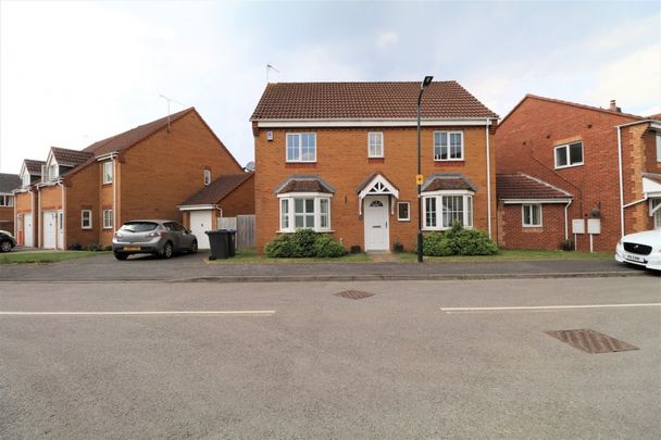 Noble Drive, Cawston, Rugby - Photo 1