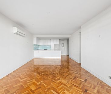 LUXURY APARTMENT - Photo 2
