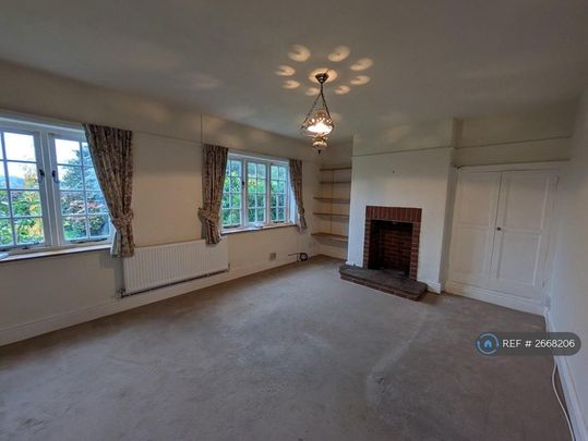 3 bedroom semi-detached house to rent - Photo 1