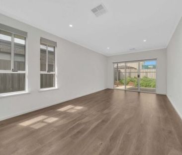 Modern Family Home In A Great Location - Photo 1