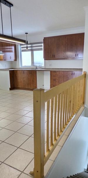 Logement 4 1/2 de deux chambres à coucher avec un cabanon extérieur - Photo 1