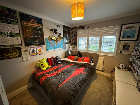 Netherhouse Moor, Church Crookham, Fleet, Hampshire, GU51 - Photo 3