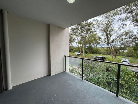 2 BED APARTMENT - Photo 5