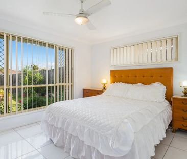 10 Hampshire Close, Heritage Park QLD 4118 - House For Rent | Domain - Photo 5