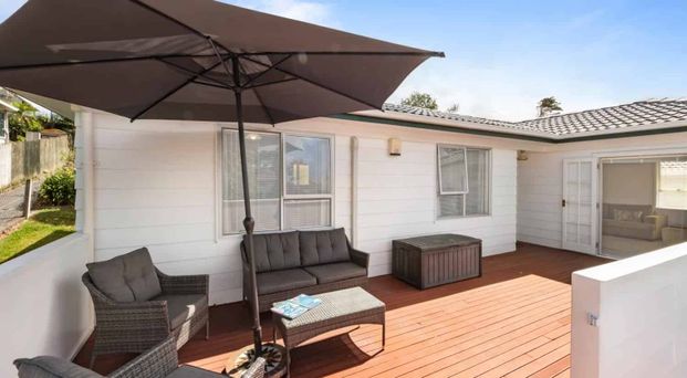 3 Bedroom home - Short Term Rental - Photo 1