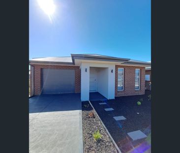 21/35-47 Tullidge Street, Melton, Vic 3337 - Photo 2