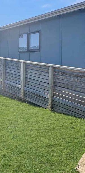 LEVIN - 2 BEDROOM - Photo 1