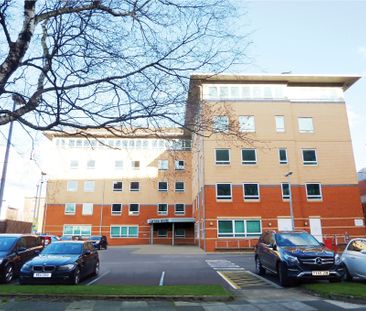 Archer House, Stockport Town Centre - Photo 6