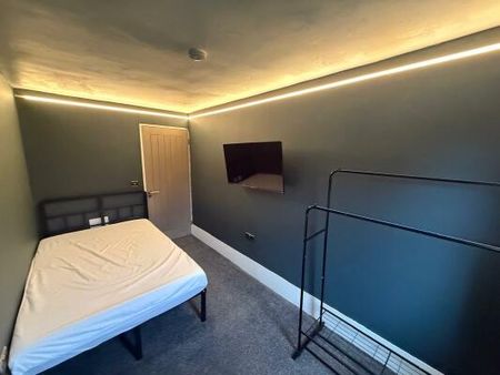 56 Peel Close - Photo 3