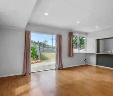 Best location 3 bedroom house - Photo 3