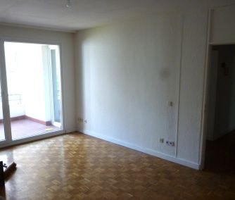 Zentrumsnahe Wohnung mit Balkon und Fahrstuhl - Photo 2