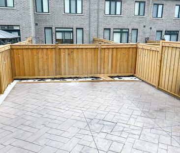 For Lease - 565 Barons Street, Vaughan, Ontario - Photo 2