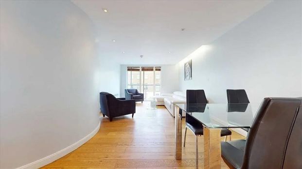 2 bedroom flat to rent - Photo 1