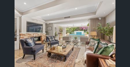 For Lease by Joyce Property Investments LUXURY FREMANTLE RESIDENCE WITH OCEAN VIEWS - Photo 2