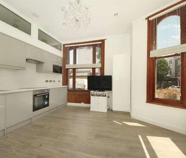 Churchfield Road, W3 - Photo 1