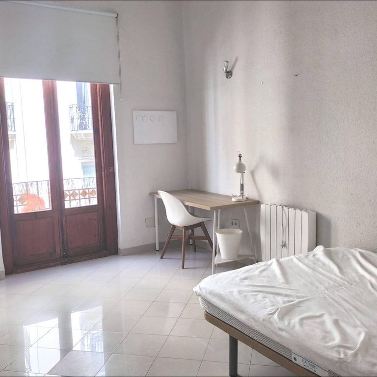 4 room luxury Flat for rent in Valencia, Spain - Photo 1
