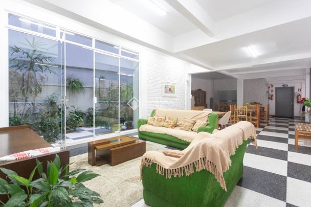 Apartamento com 2 quartos e 62m² para alugar em Independência, Porto Alegre. - Foto 1